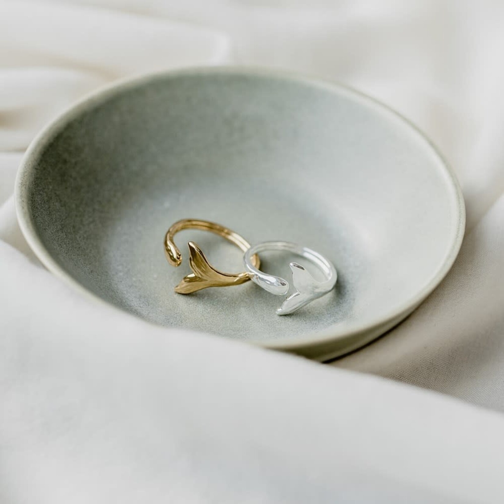 Glee Tidal Majesty Ring - Sterling Plated
