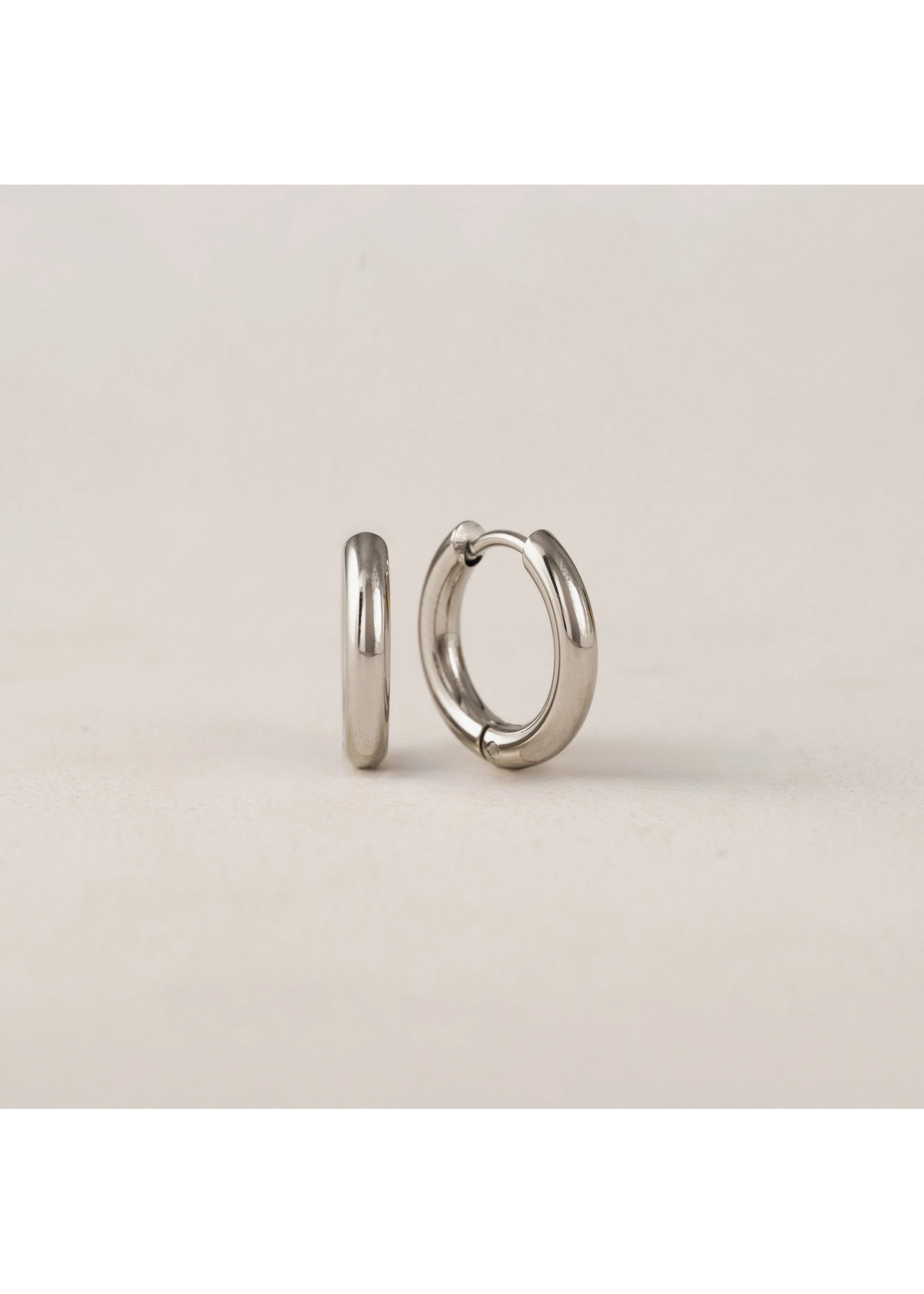 Lover's Tempo TUBE HOOP EARRINGS 15mm