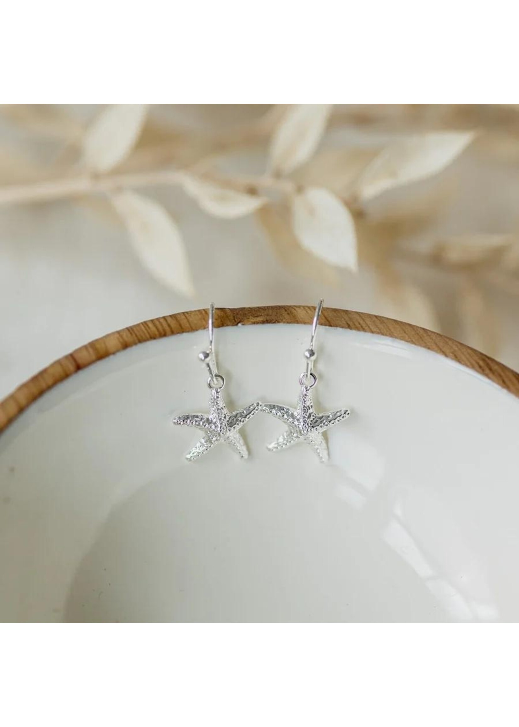 Glee Starry Seashell Earring - Sterling Plated, Hypoallergenic, Antitarnish
