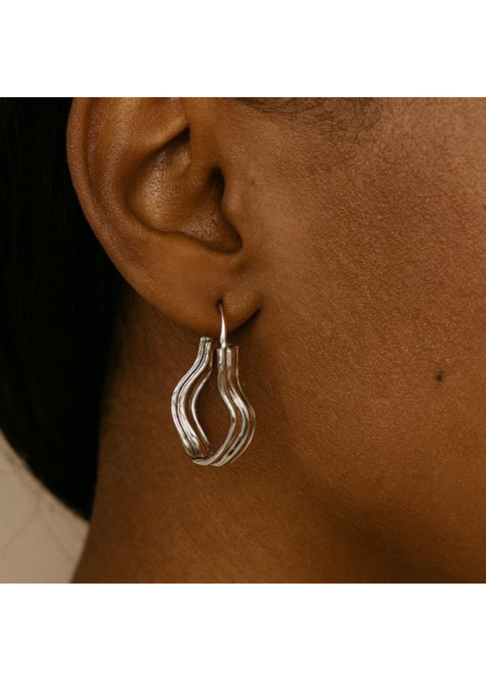 Glee Breezy Hoop Earring - Hypoallergenic/Antitarnish