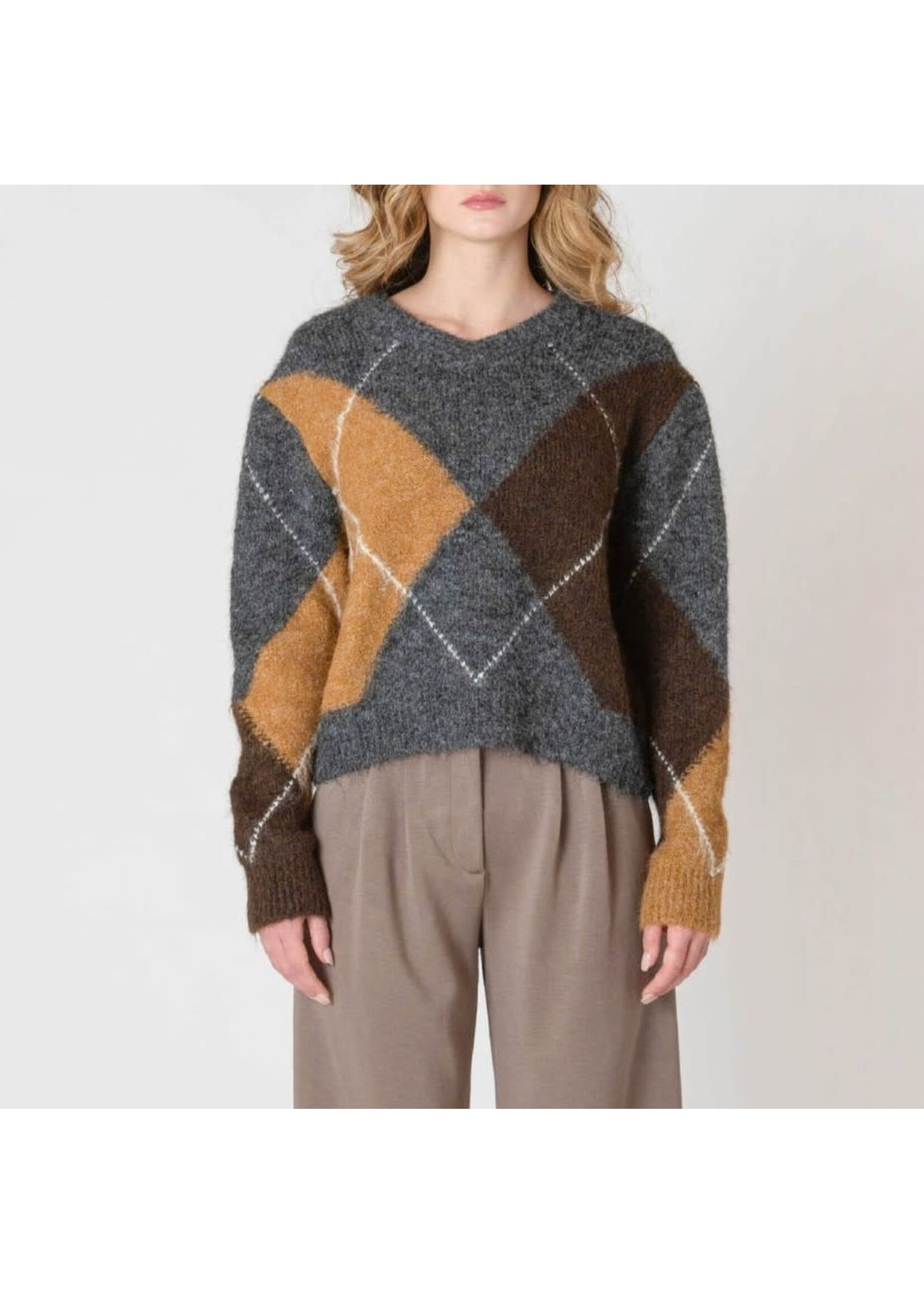 Room 34 2627011 DG - V-Neck Patterned Sweater - Neutral Argyle