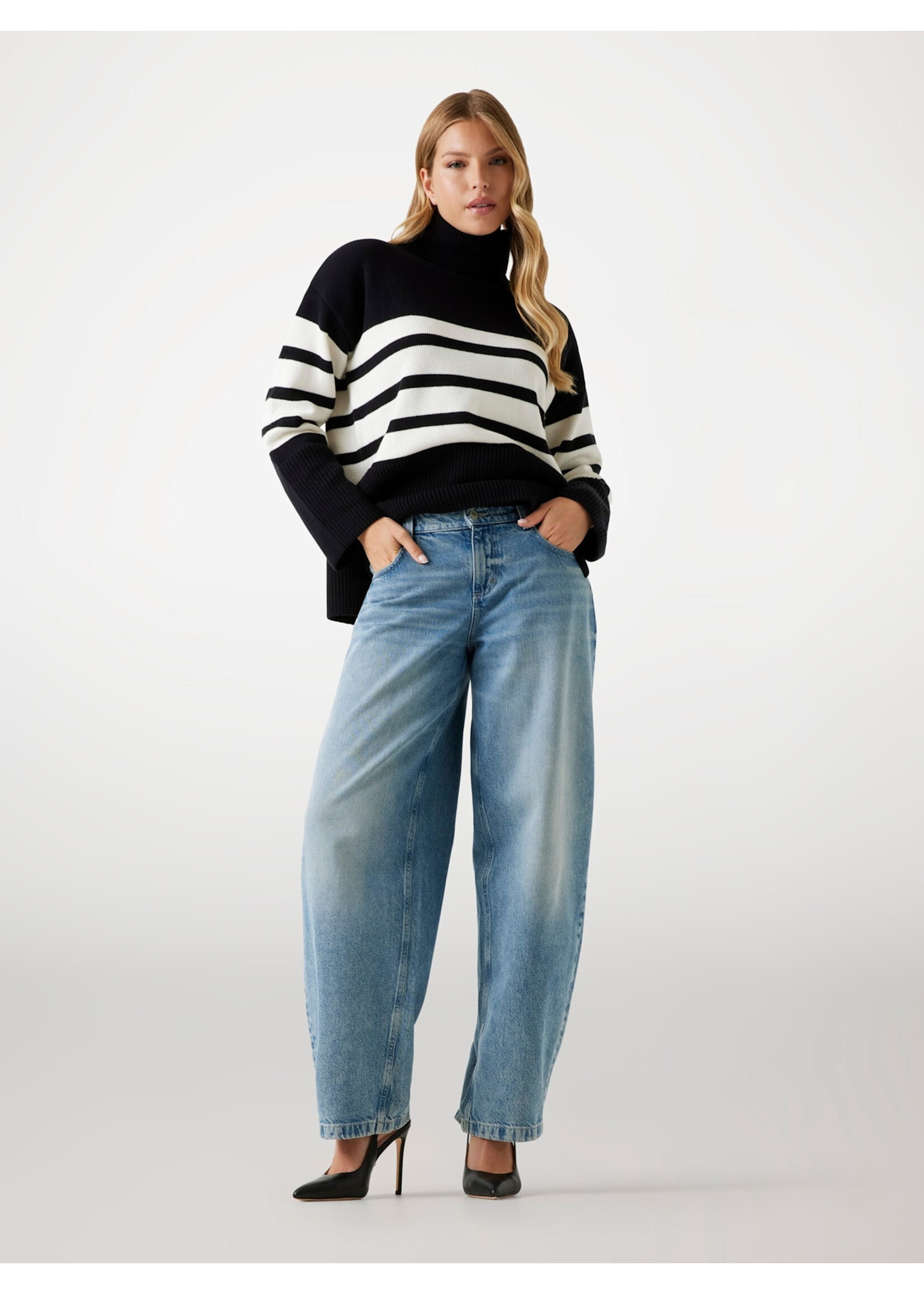 Guess Emelia Turtleneck Sweater