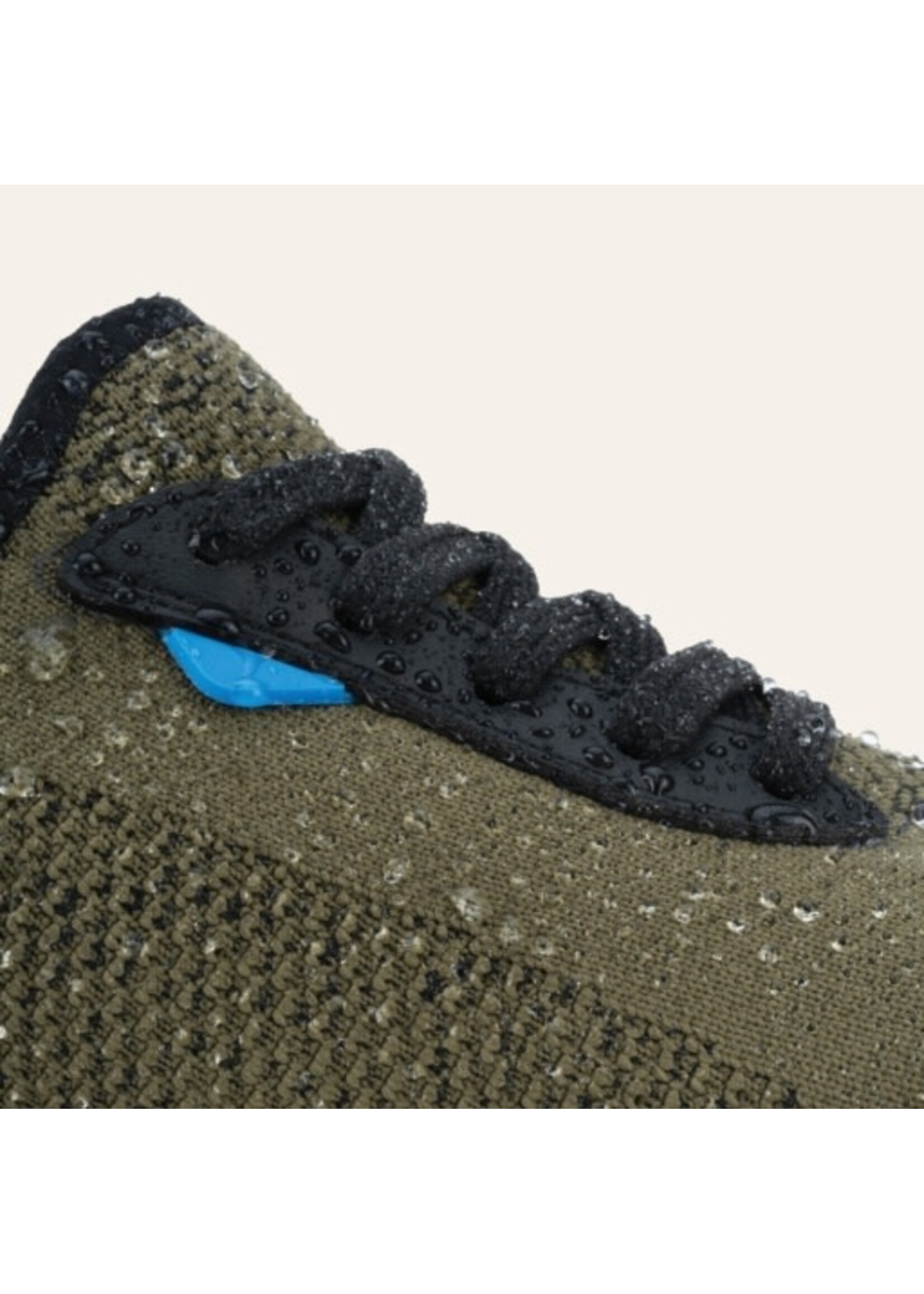 Vessi Footwear Ltd. Womens Adult Weekend Sneaker 1.5 Dark Moss/Black