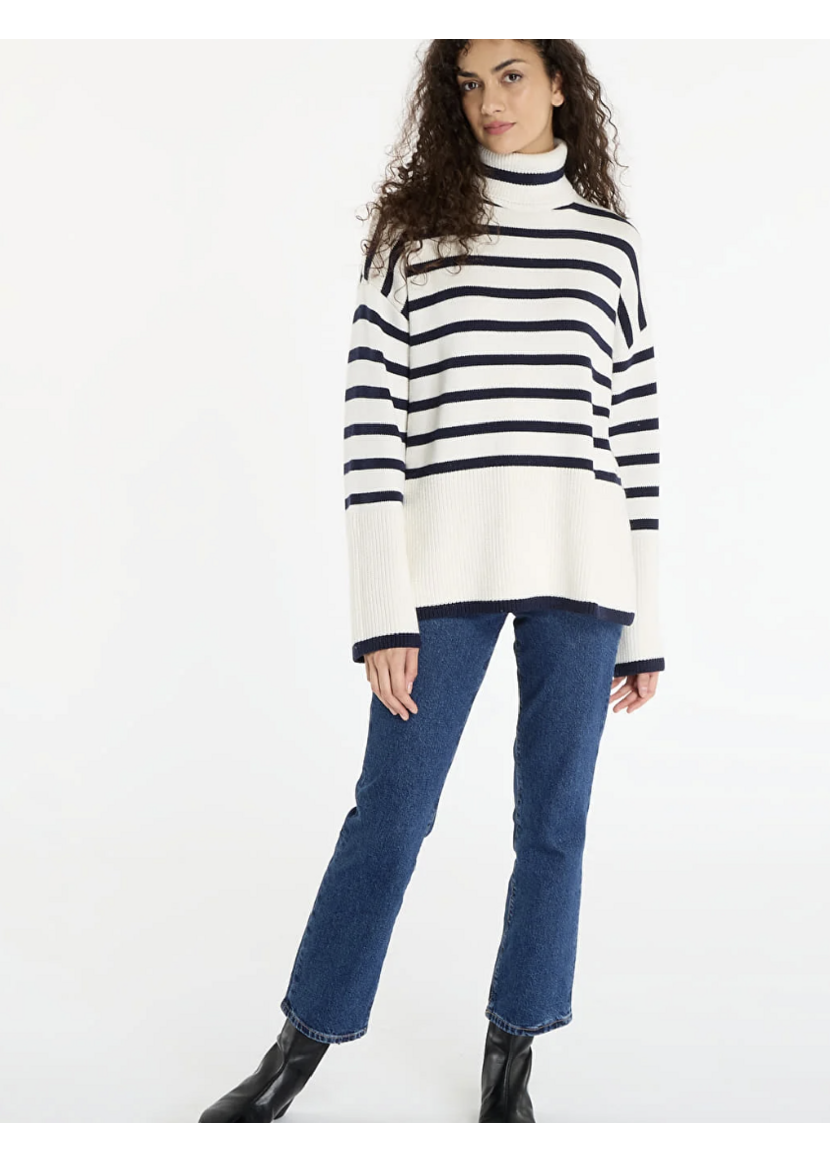 Guess Emelia Turtleneck Sweater