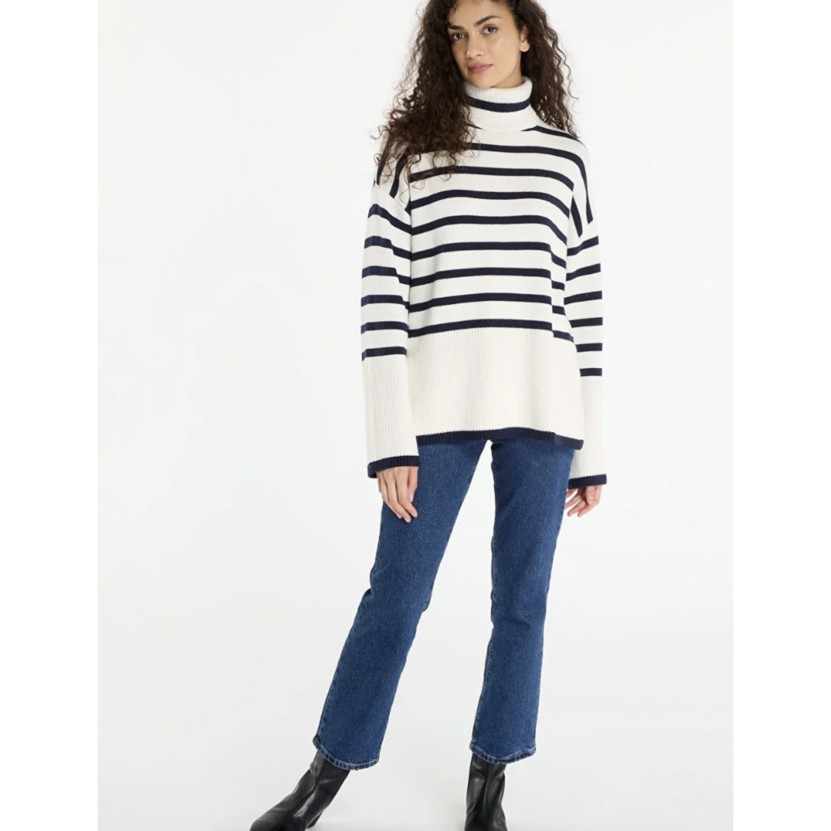 Guess Emelia Turtleneck Sweater