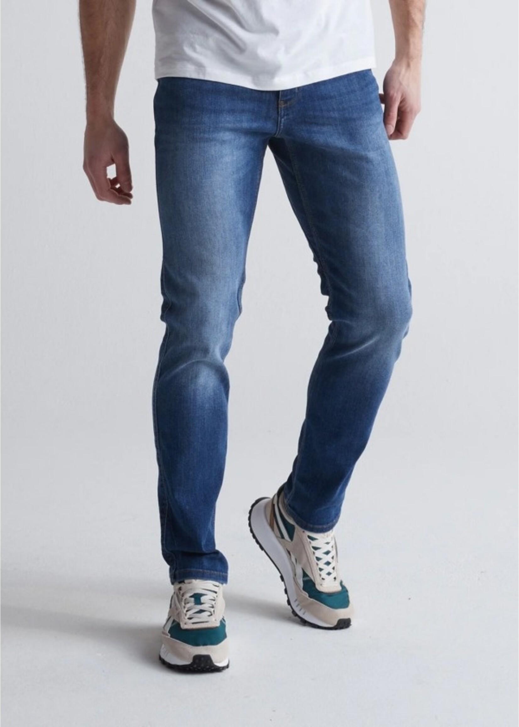 DUER MFLS5050 - Performance Denim Slim (Oasis)