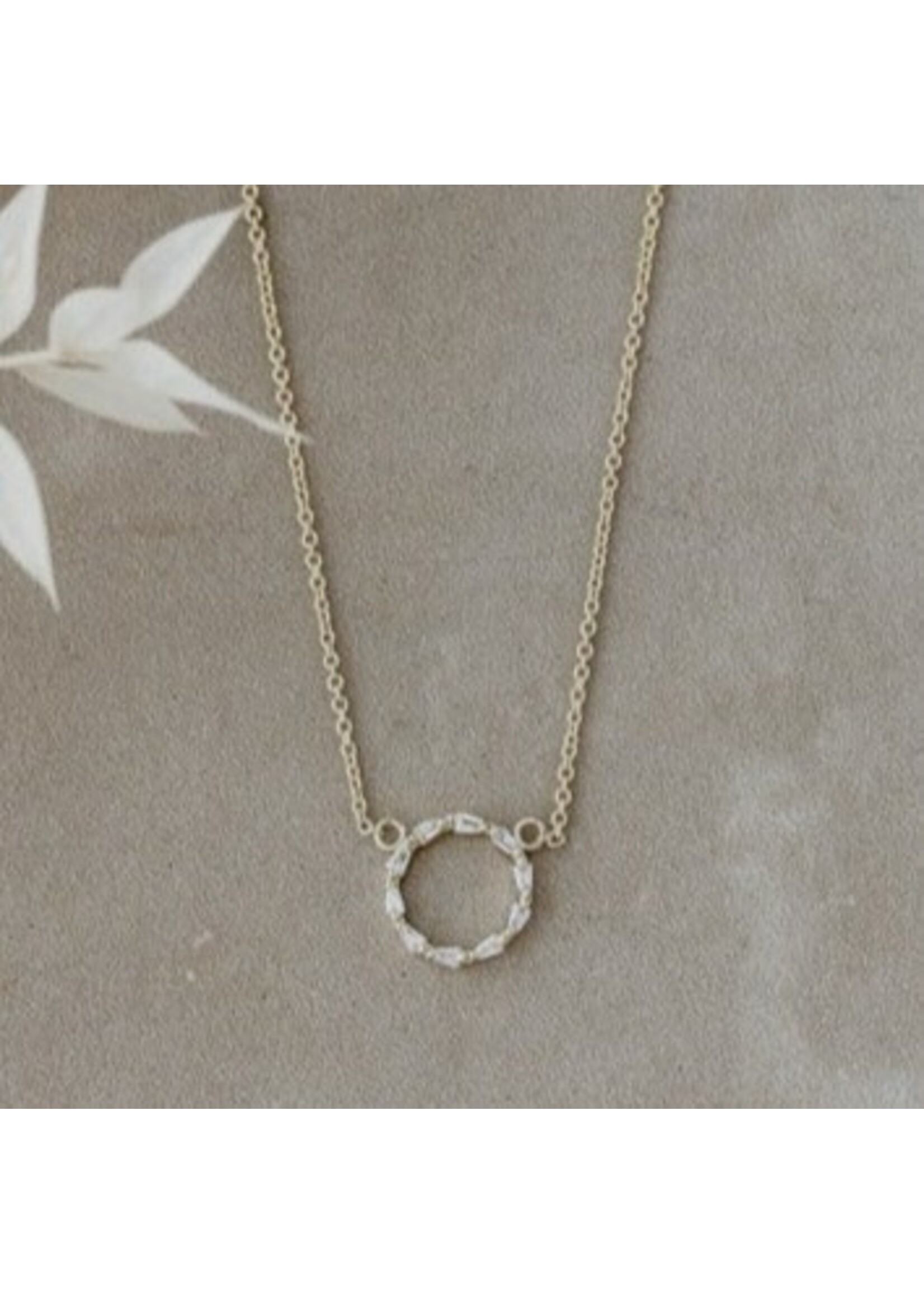 Glee Kin Round Necklace with Crystals