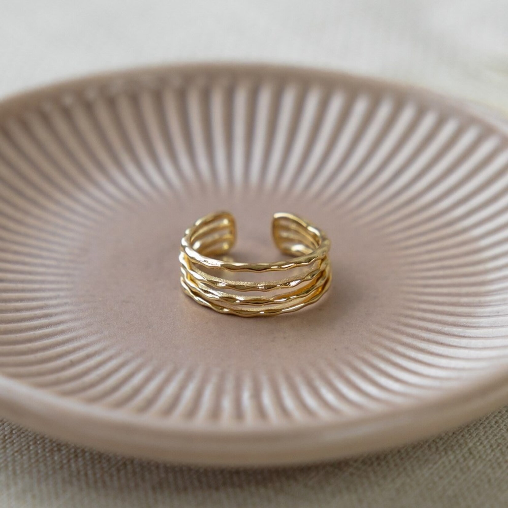 Glee Tango Ring (Gold or Silver) - Hypoallergenic, Anti-tarnish