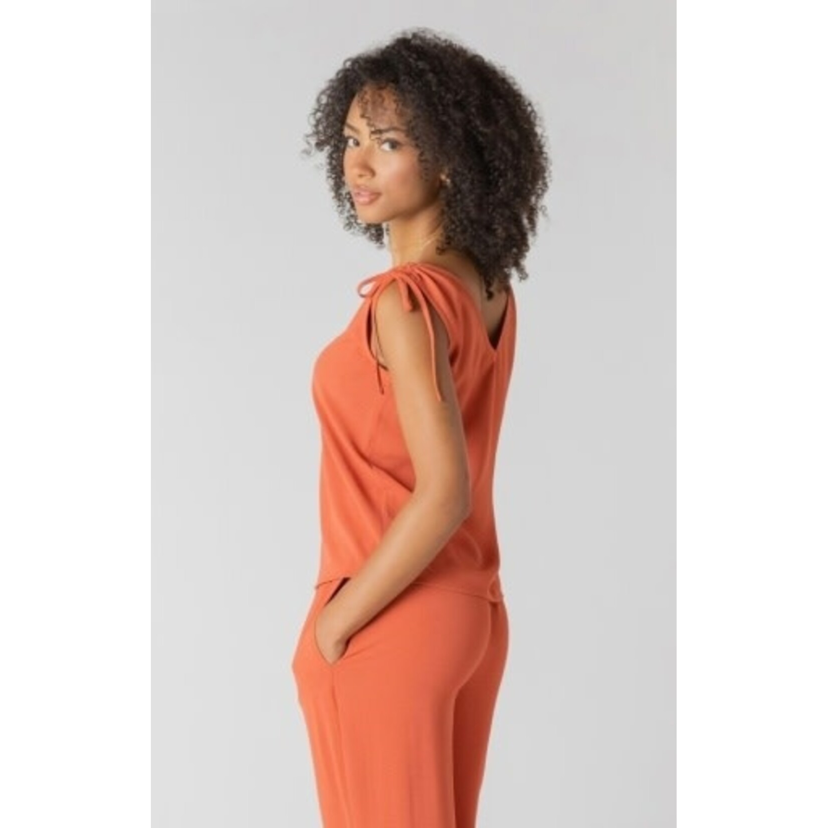Room 34 2723520 DG V-Neck Tie Shoulder Top