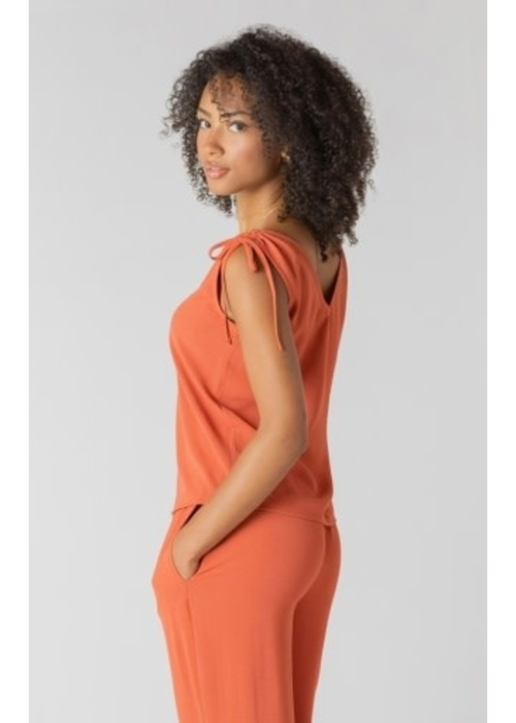 Room 34 2723520 DG V-Neck Tie Shoulder Top