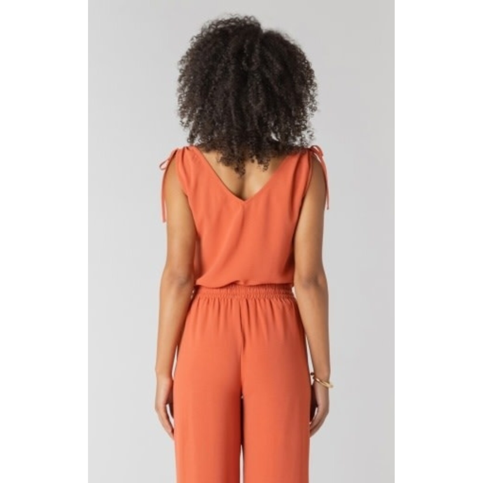 Room 34 2723520 DG V-Neck Tie Shoulder Top