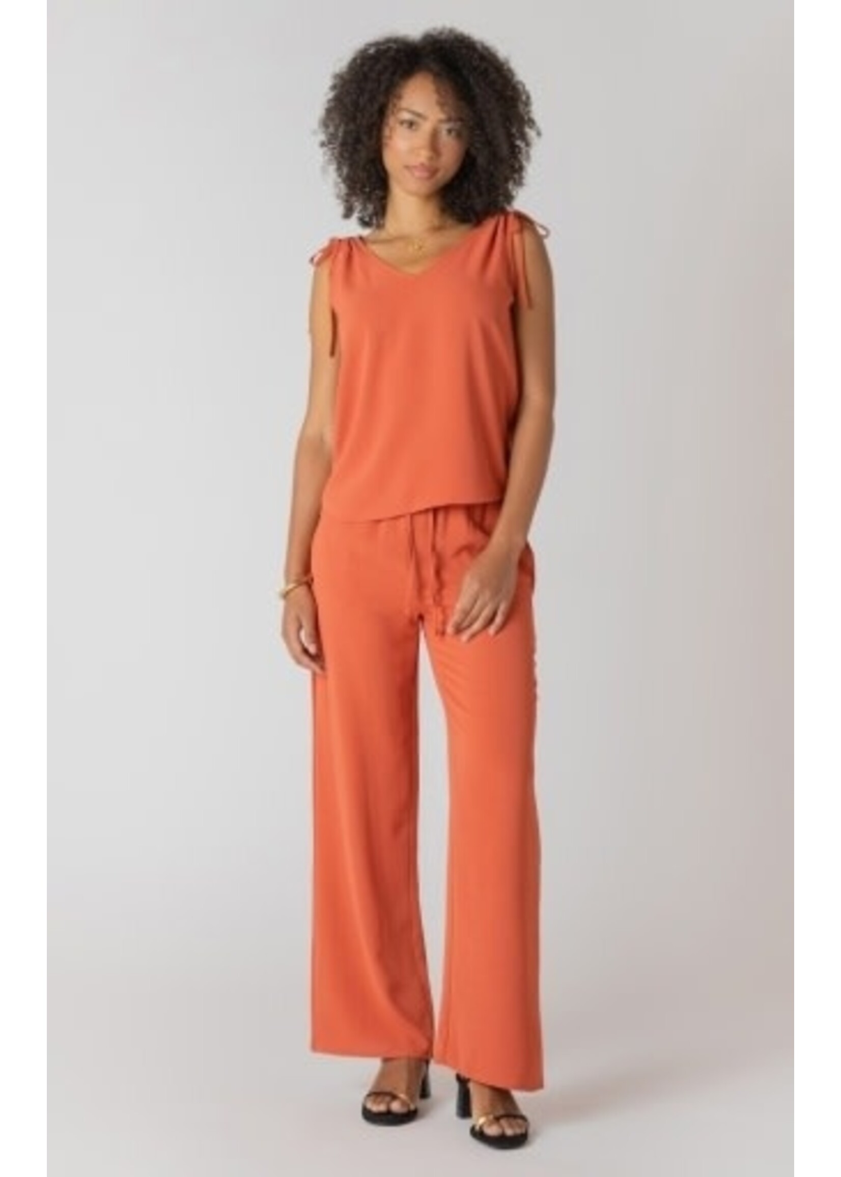 Room 34 2723520 DG V-Neck Tie Shoulder Top