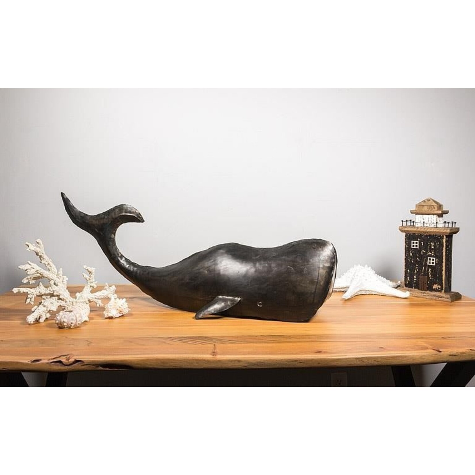 Whale Decor Extra Large - Black 37"