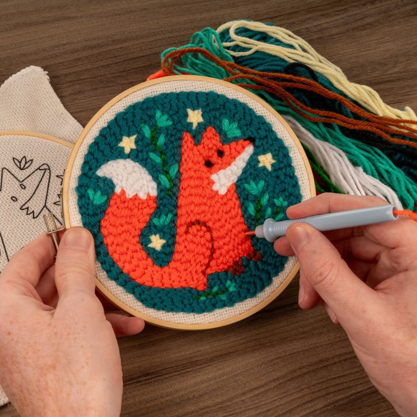Kikkerland Fox Punch Needle Set