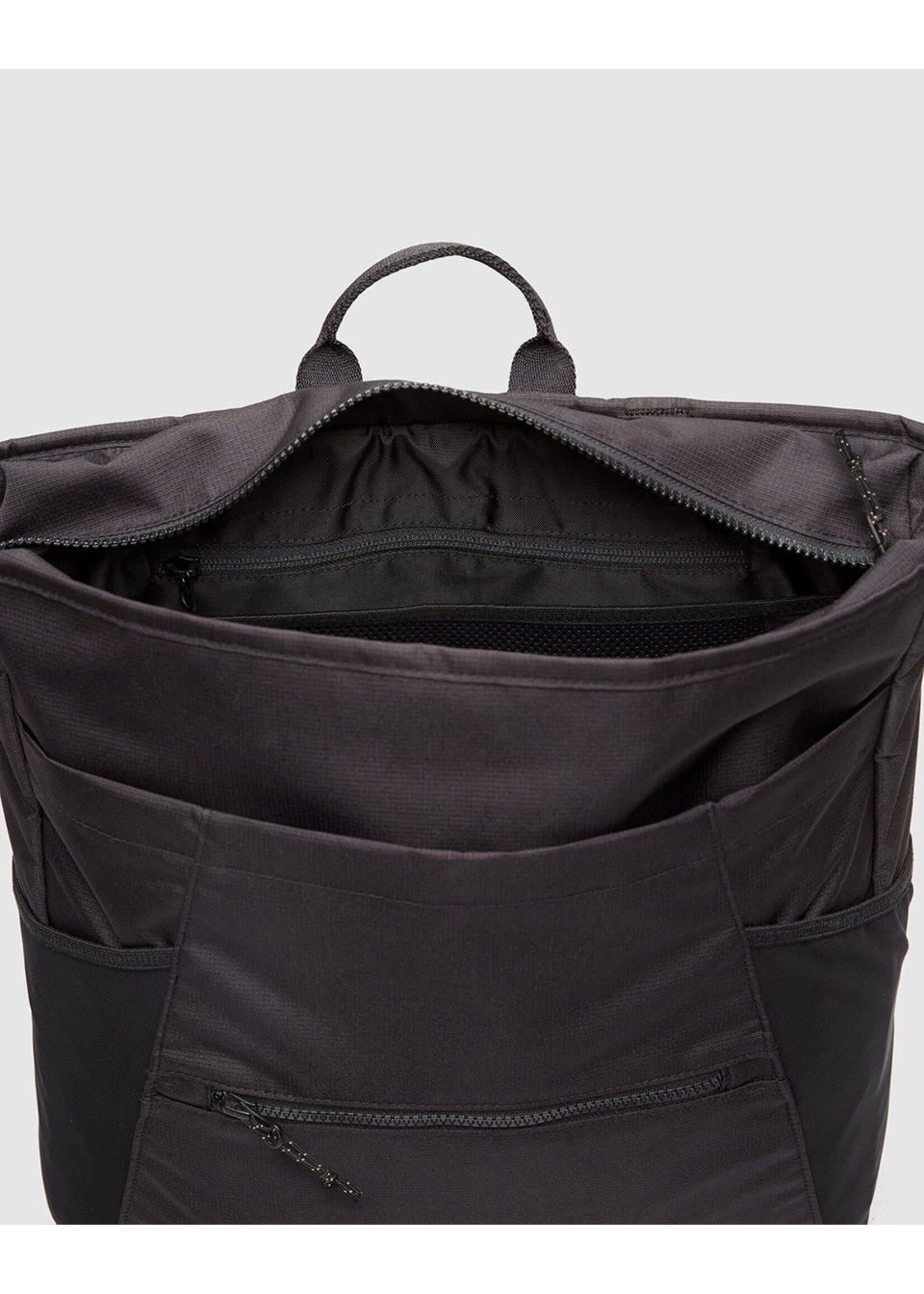 Tentree TAU6249 - Gibsons Tote Pack (Meteorite Black)