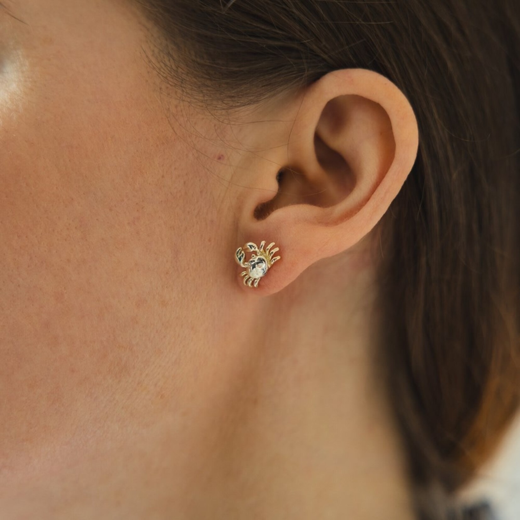 Glee Tiny Crab Stud Earrings