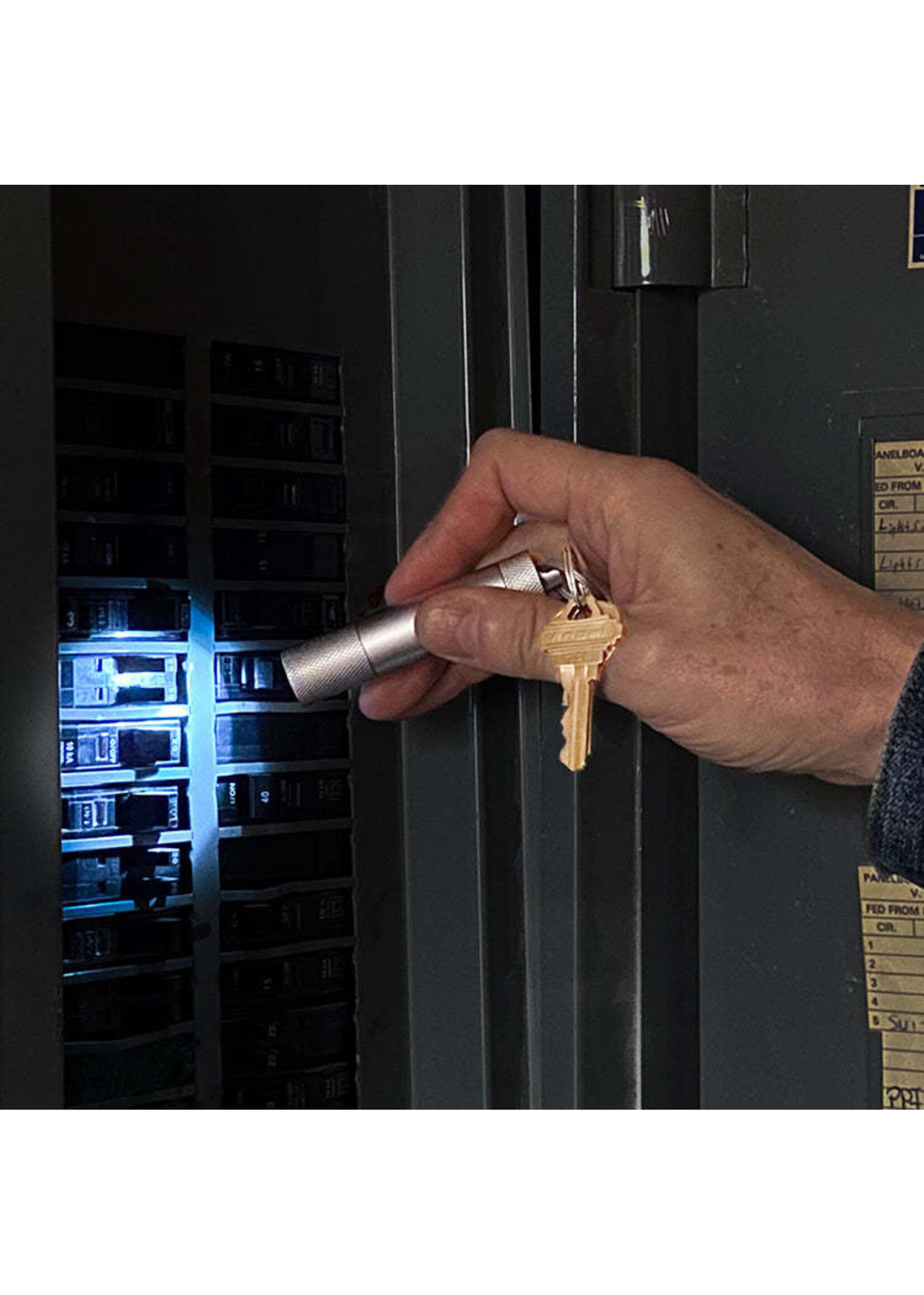 Kikkerland Rechargeable Mini Flashlight