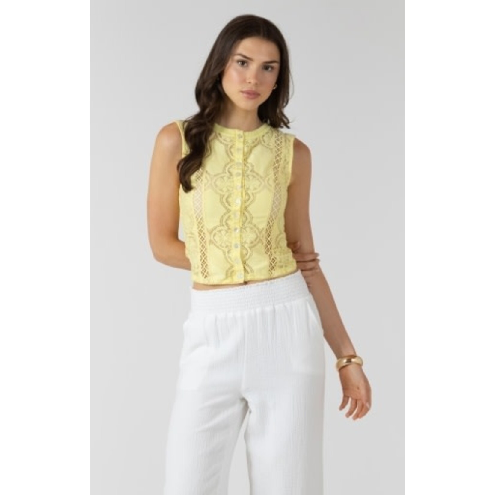 Dex Clothing 2724201 D - Lace Cutout Button Front Tank