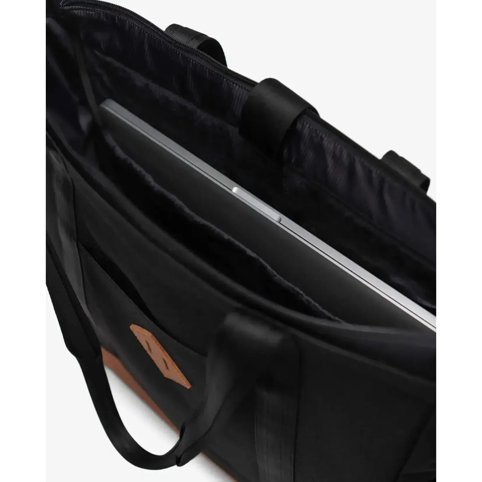 Herschel Supply Co. Herschel Retreat™ Tote