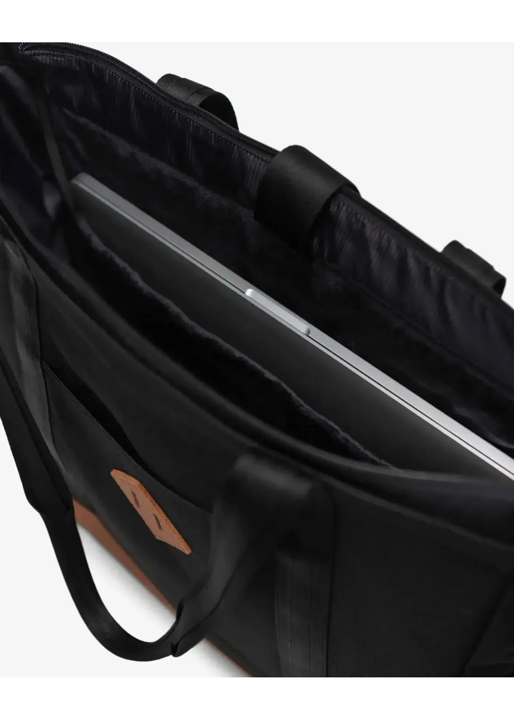 Herschel Supply Co. Herschel Retreat™ Tote