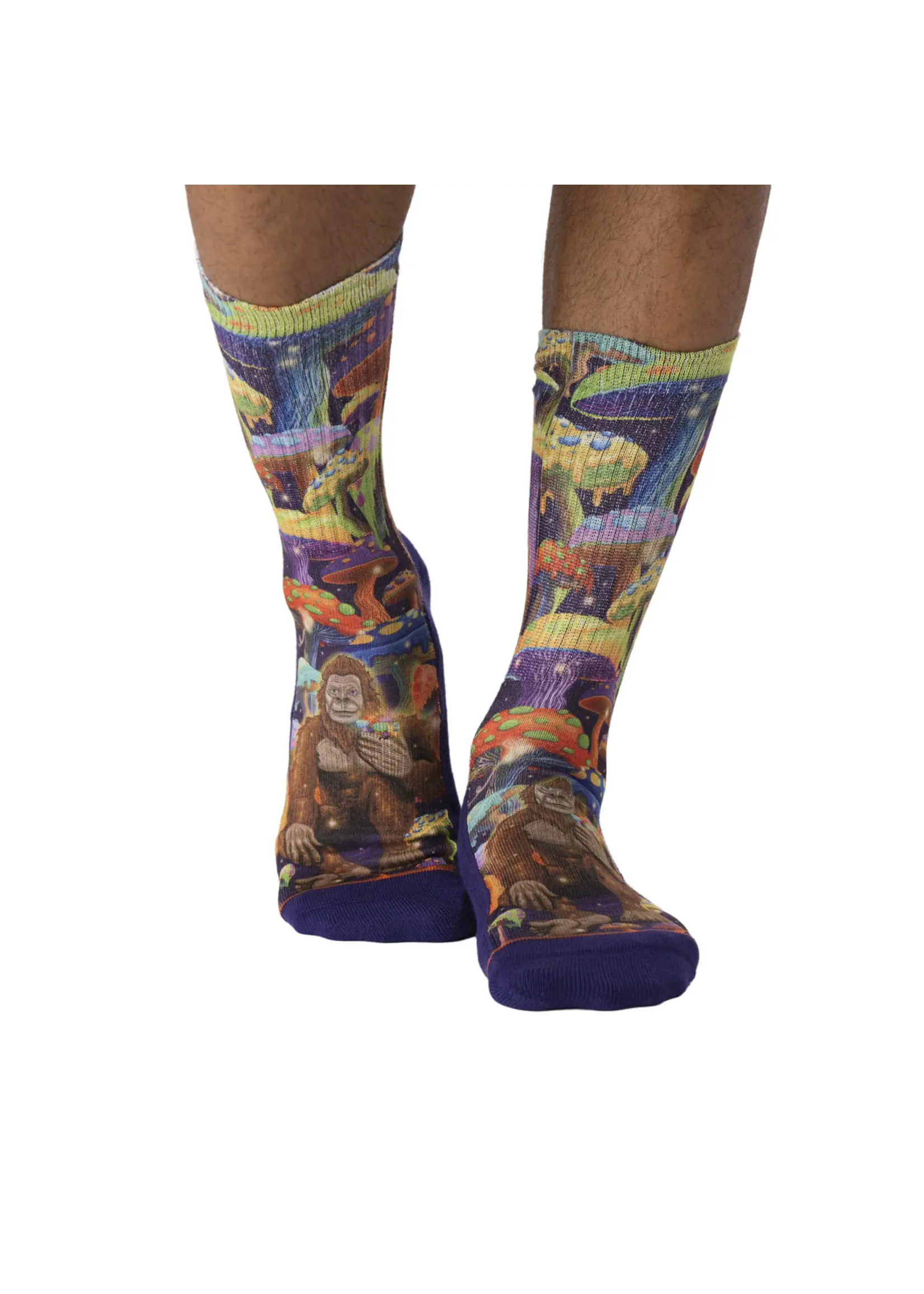 Men's Bigfoot Eating Mushrooms Socks