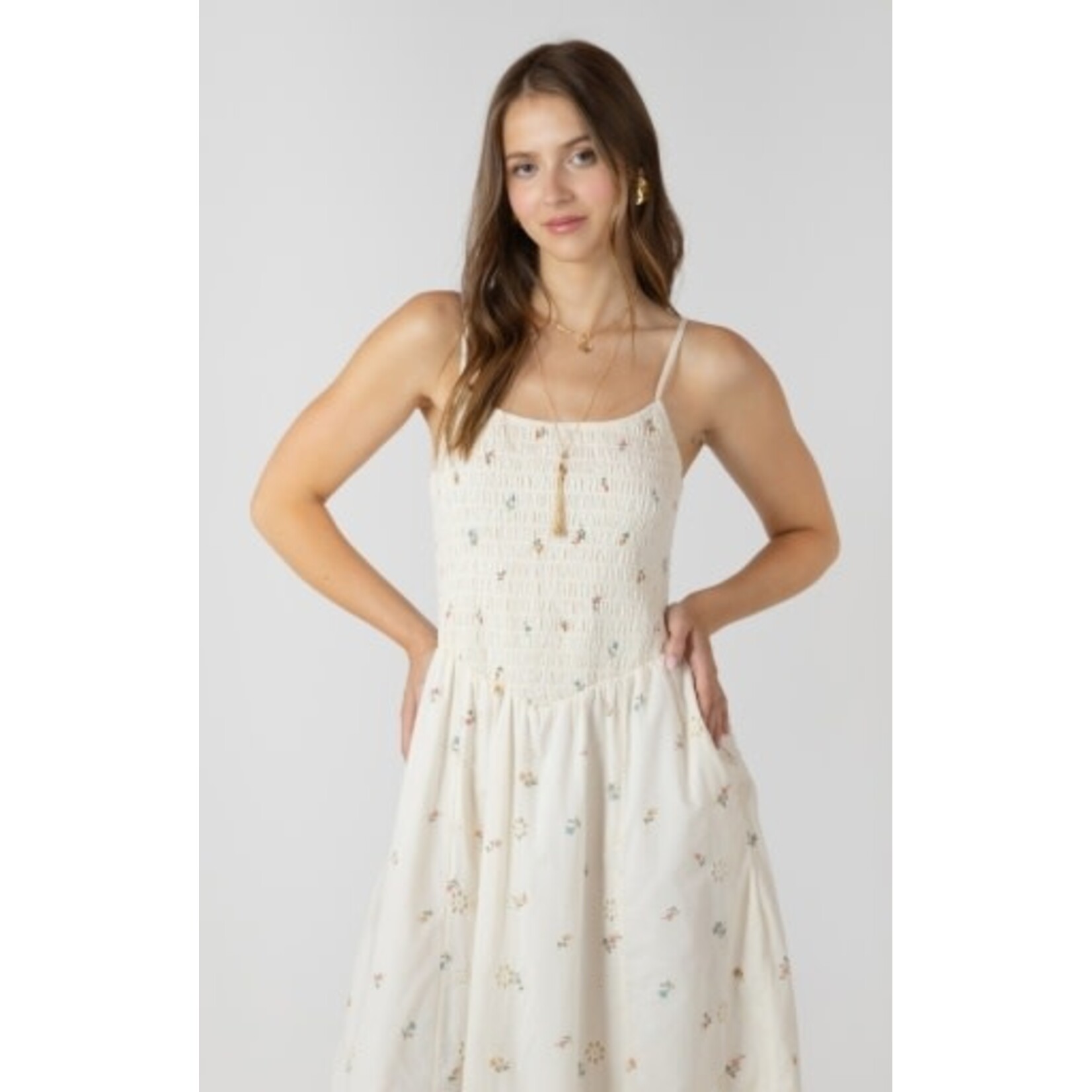 Dex Clothing 2722503 D - Smocked Detail Midi Dress