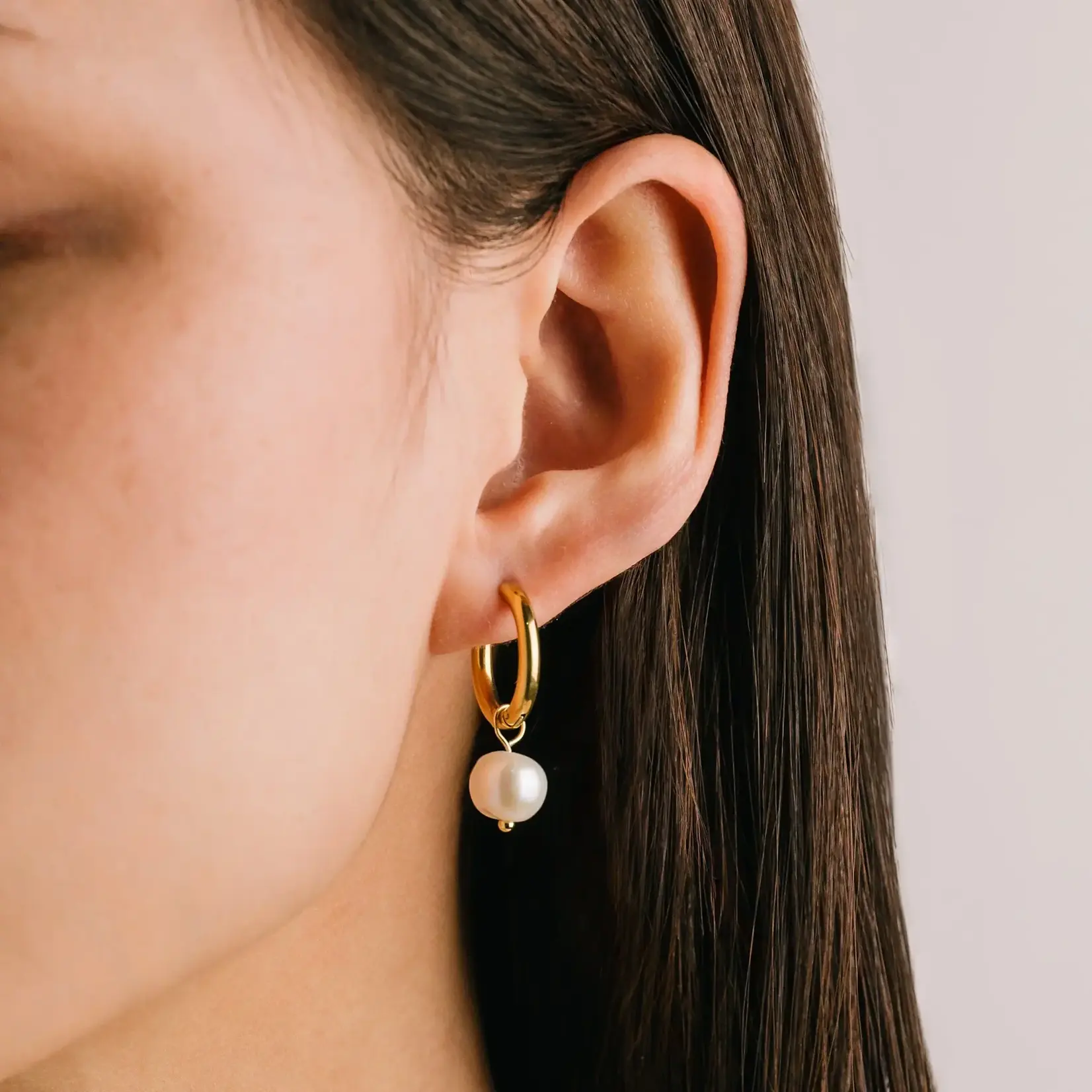 Lover's Tempo Oceane Pearl 16 mm Hoop Earrings - 18K PVD Gold, Waterproof