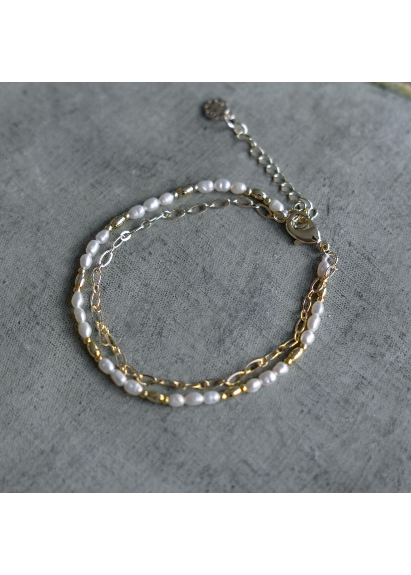 Glee Addie Pearl Bracelet - Gold or Silver Plated, Hypoallergenic, Antitarnish