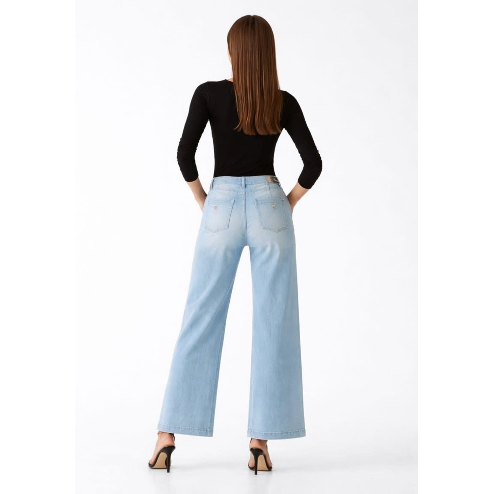 Guess Zoya Wide Leg Crop Jeans