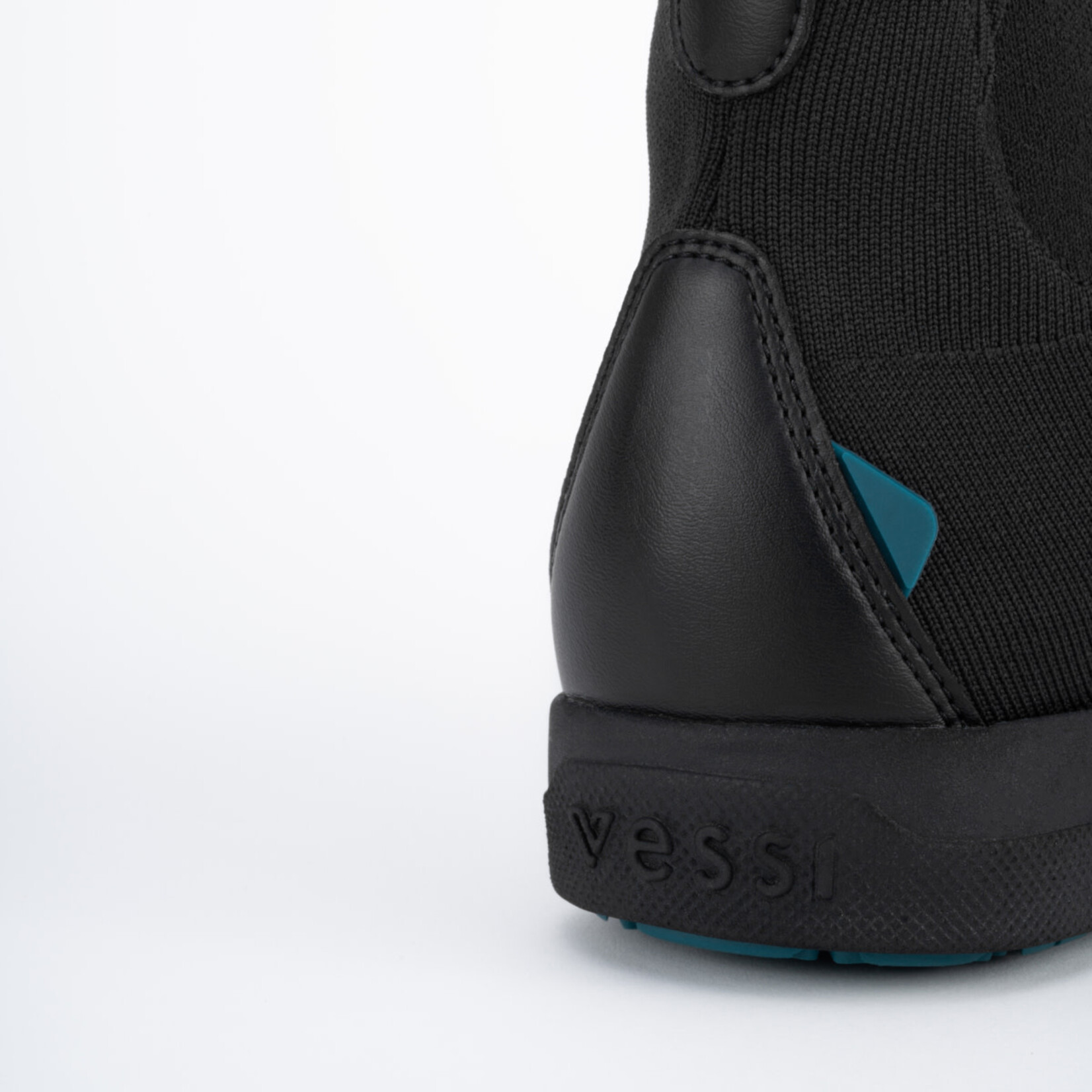Vessi Footwear Ltd. Men's Adult Weekend Chelsea Boot