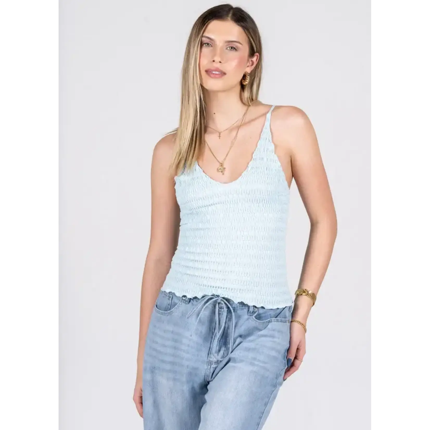 C'est Moi CEBT1116 - Seamless Smocked Puckered Cami