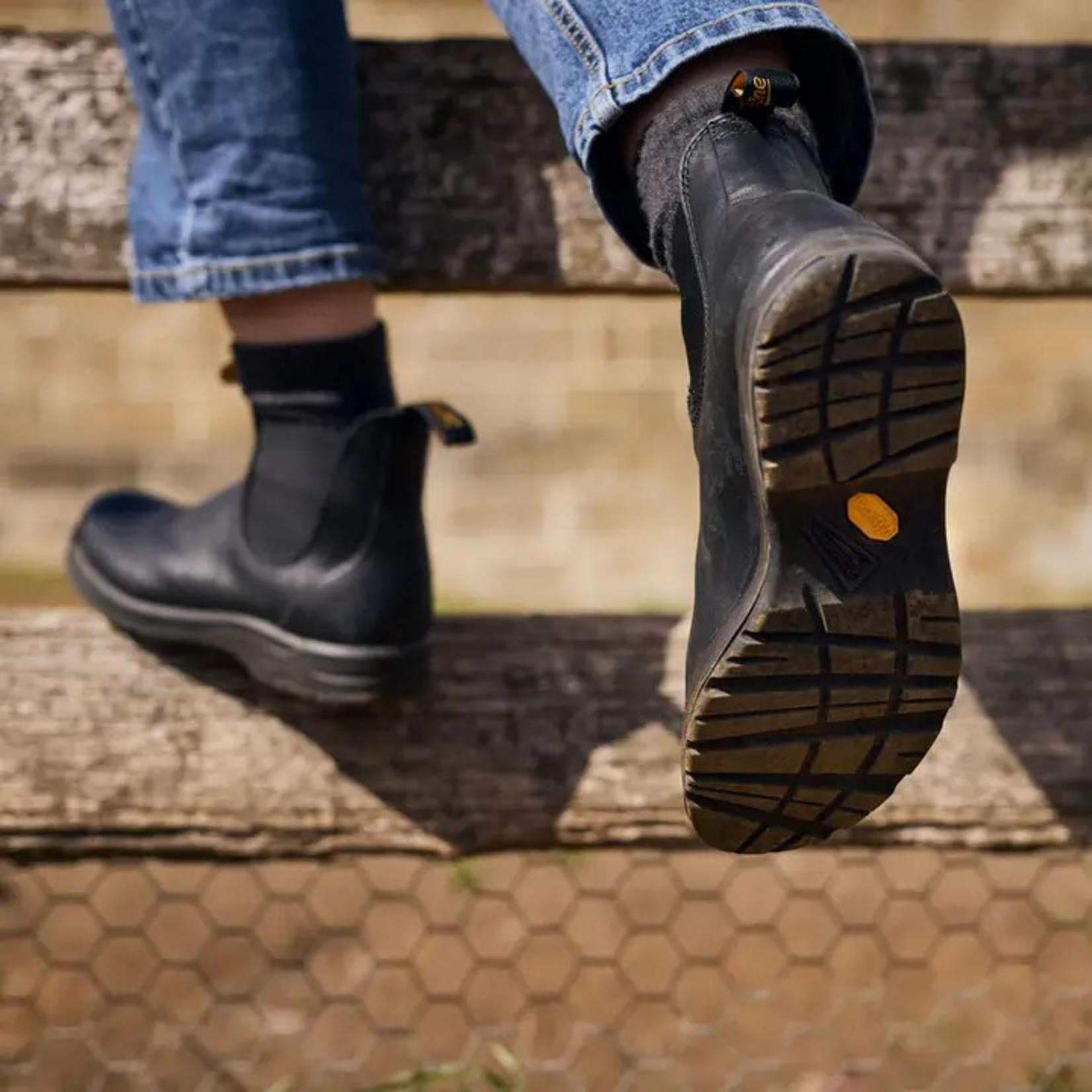 Blundstone 2058 - All-Terrain Vibram Outsole Boot