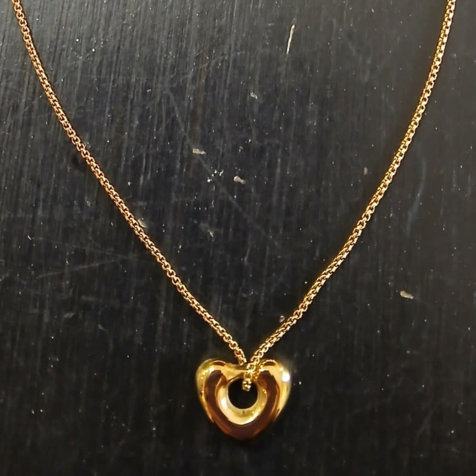 Lover's Tempo Heart Charm Necklace - Gold