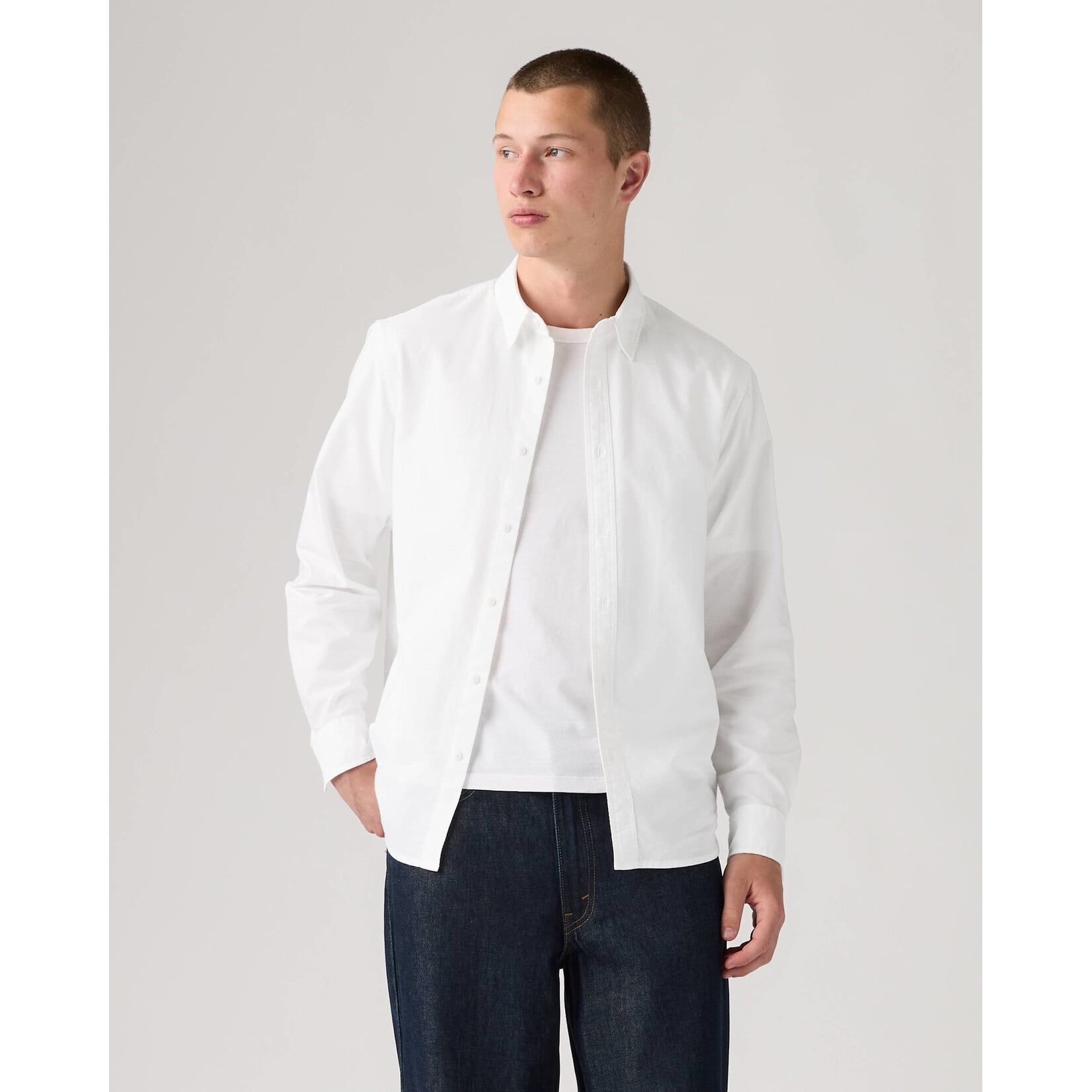 Levi Strauss Canada 0086C0001 - Men's Classic Relaxed Shirt