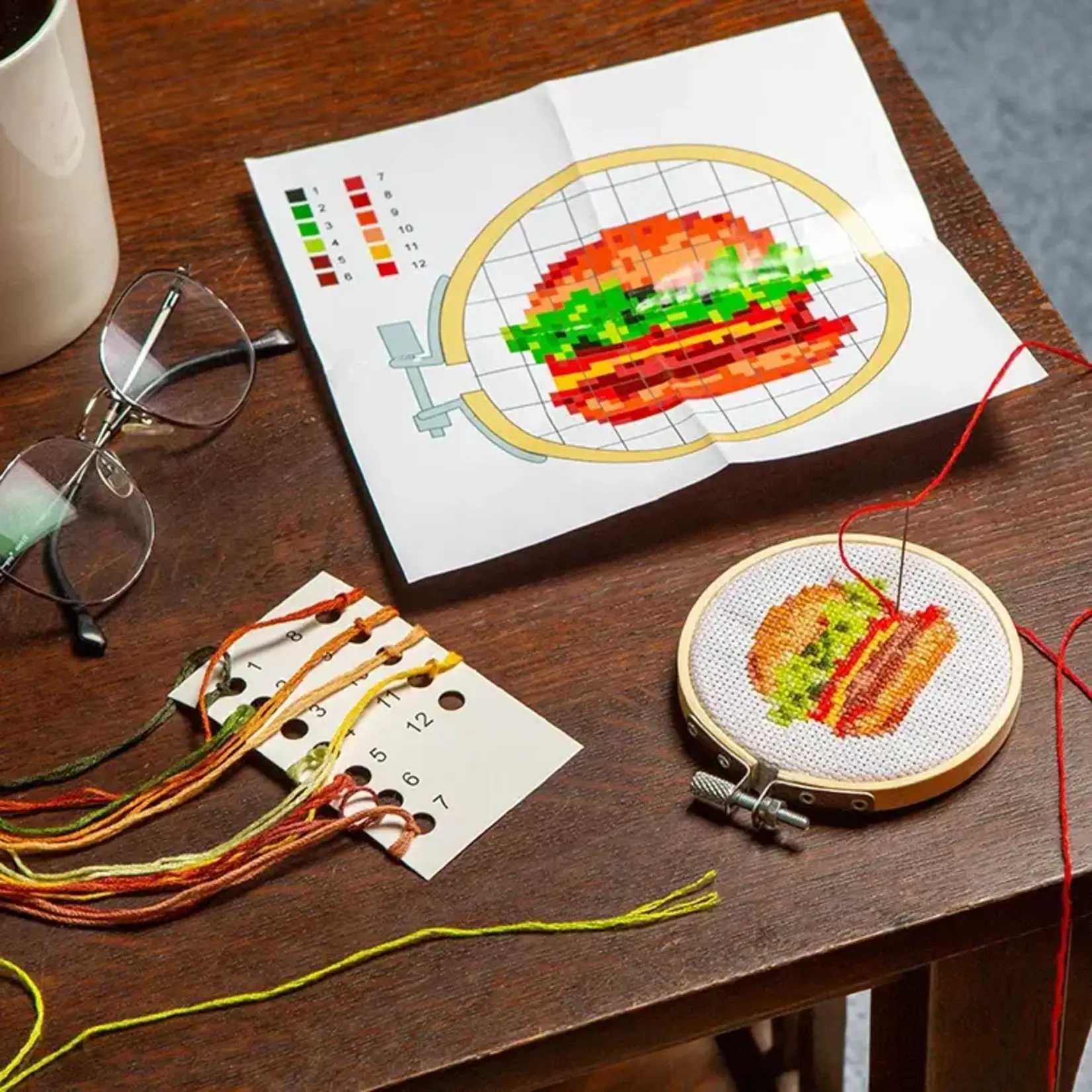 Kikkerland Burger Mini Cross Embroidery Kit