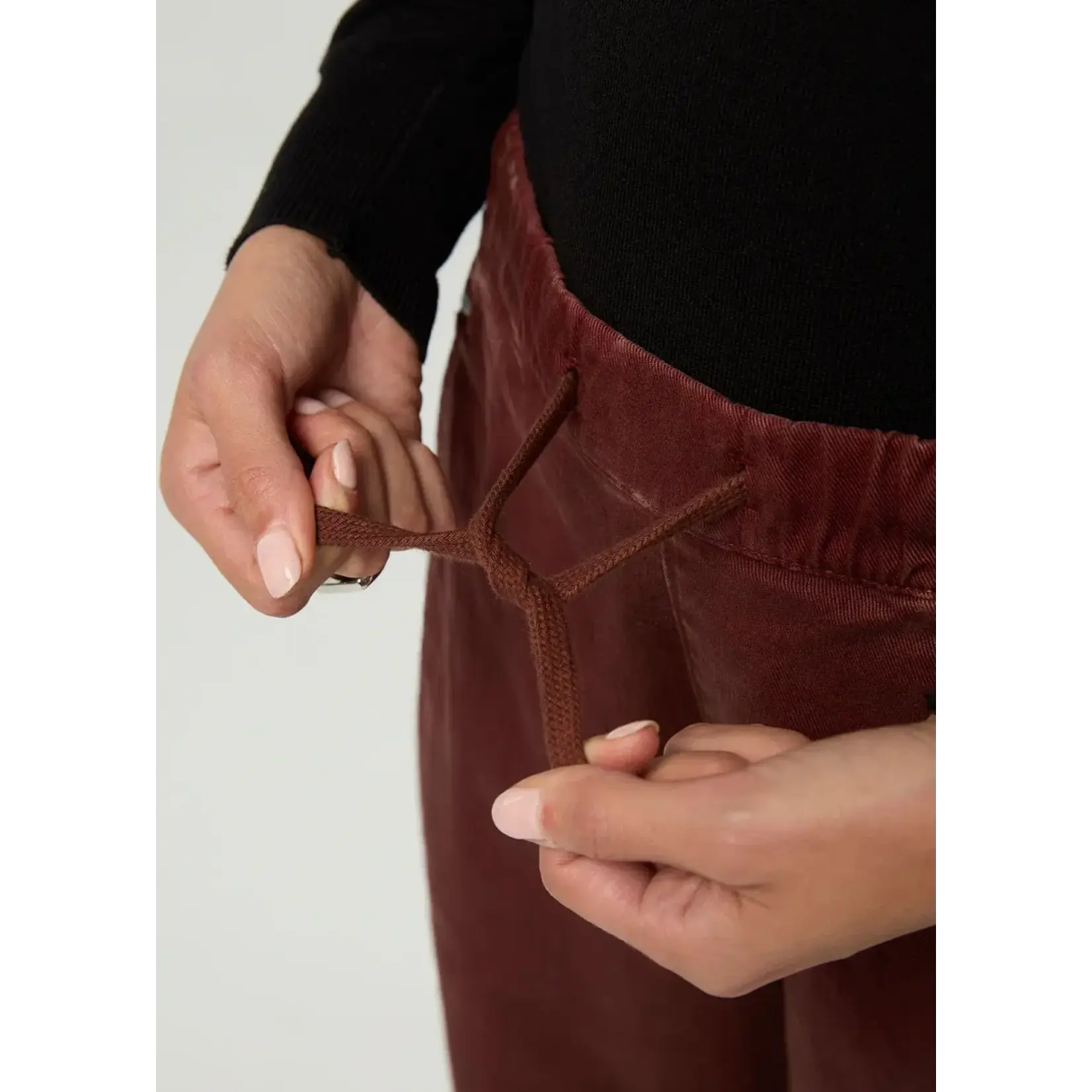 DUER WPMR1150 - Women's FlexTwill Barrel Pull-On Pant
