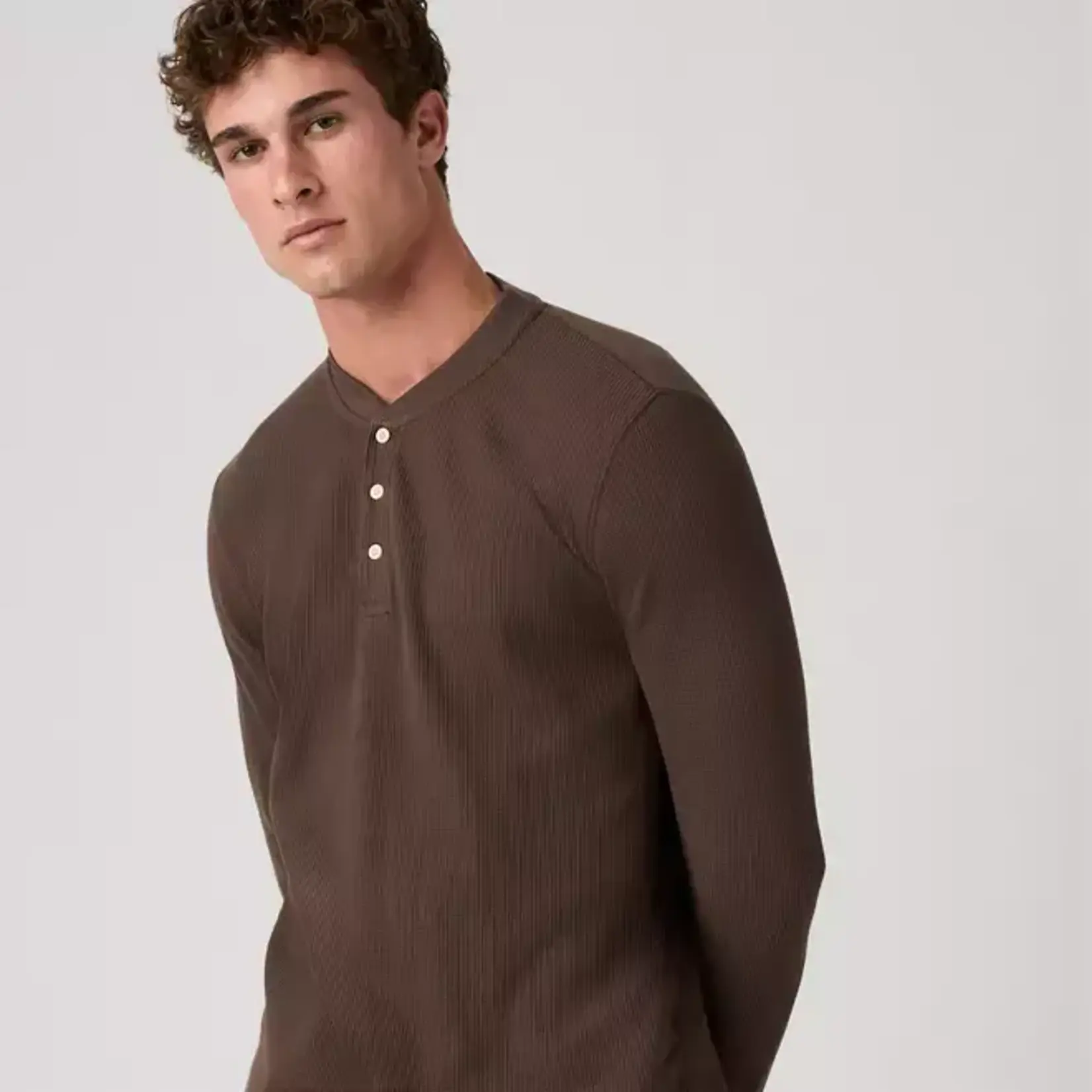 Levi Strauss Canada Men's Long-Sleeve Thermal Henley Shirt