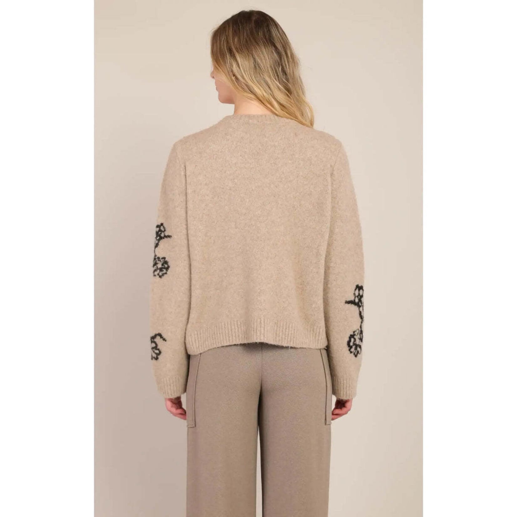 Room 34 2827016 DG - Flower Crewneck Sweater