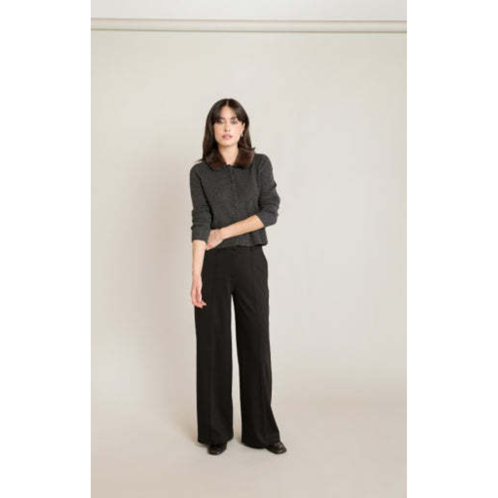 Black Tape 2827272 T - Fur Lapel Cardigan