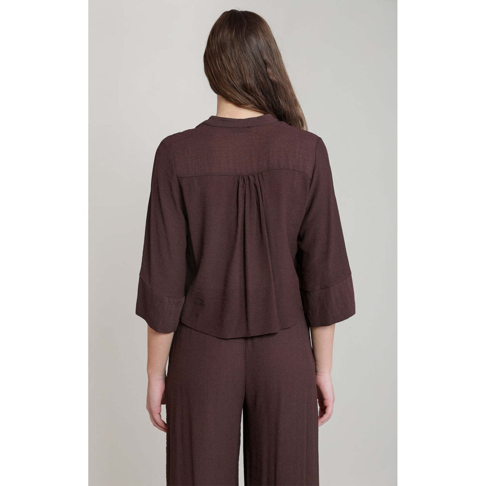 Dex Clothing 2823508 D - Wide Sleeve Button-Front Blouse