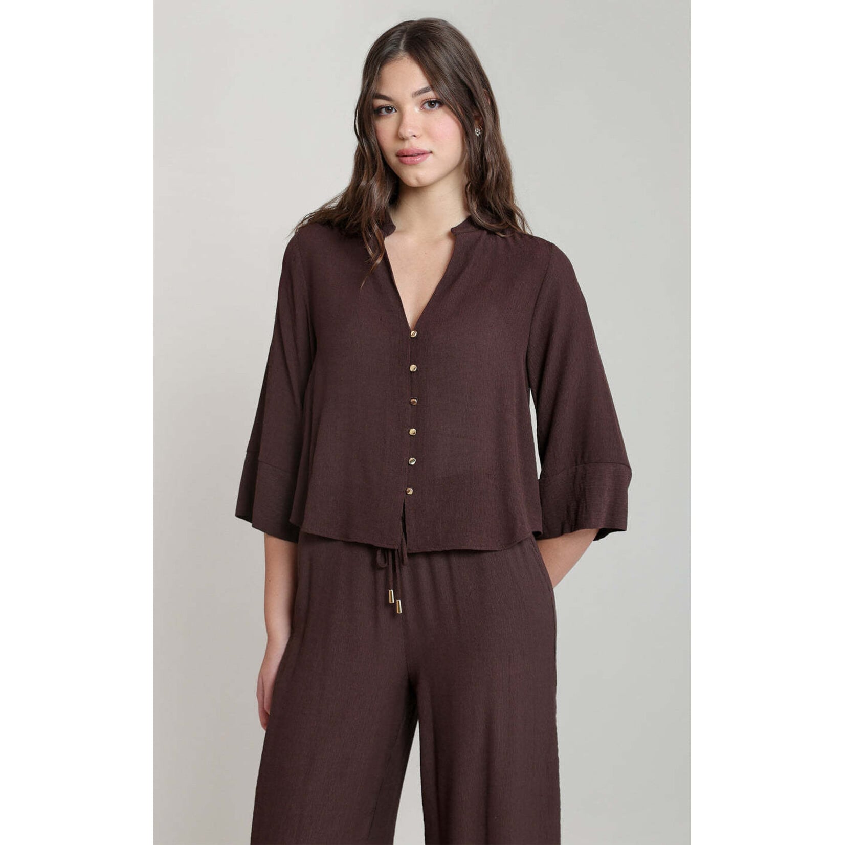 Dex Clothing 2823508 D - Wide Sleeve Button-Front Blouse