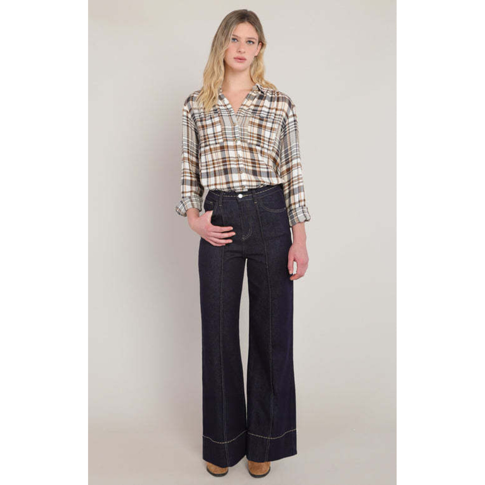 Room 34 2823723 DG - Plaid Shirt