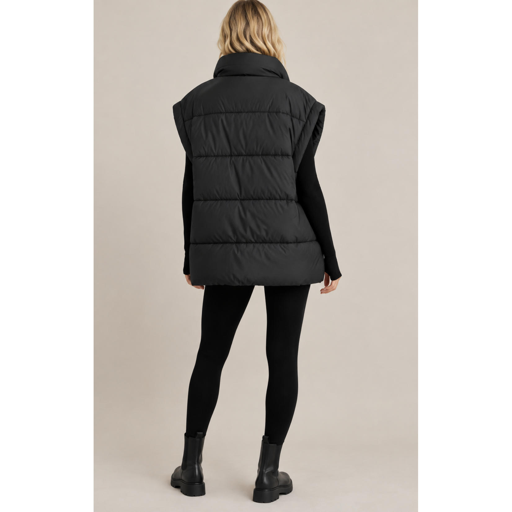 Room 34 2829522 DG - Quilted Boxy Vest