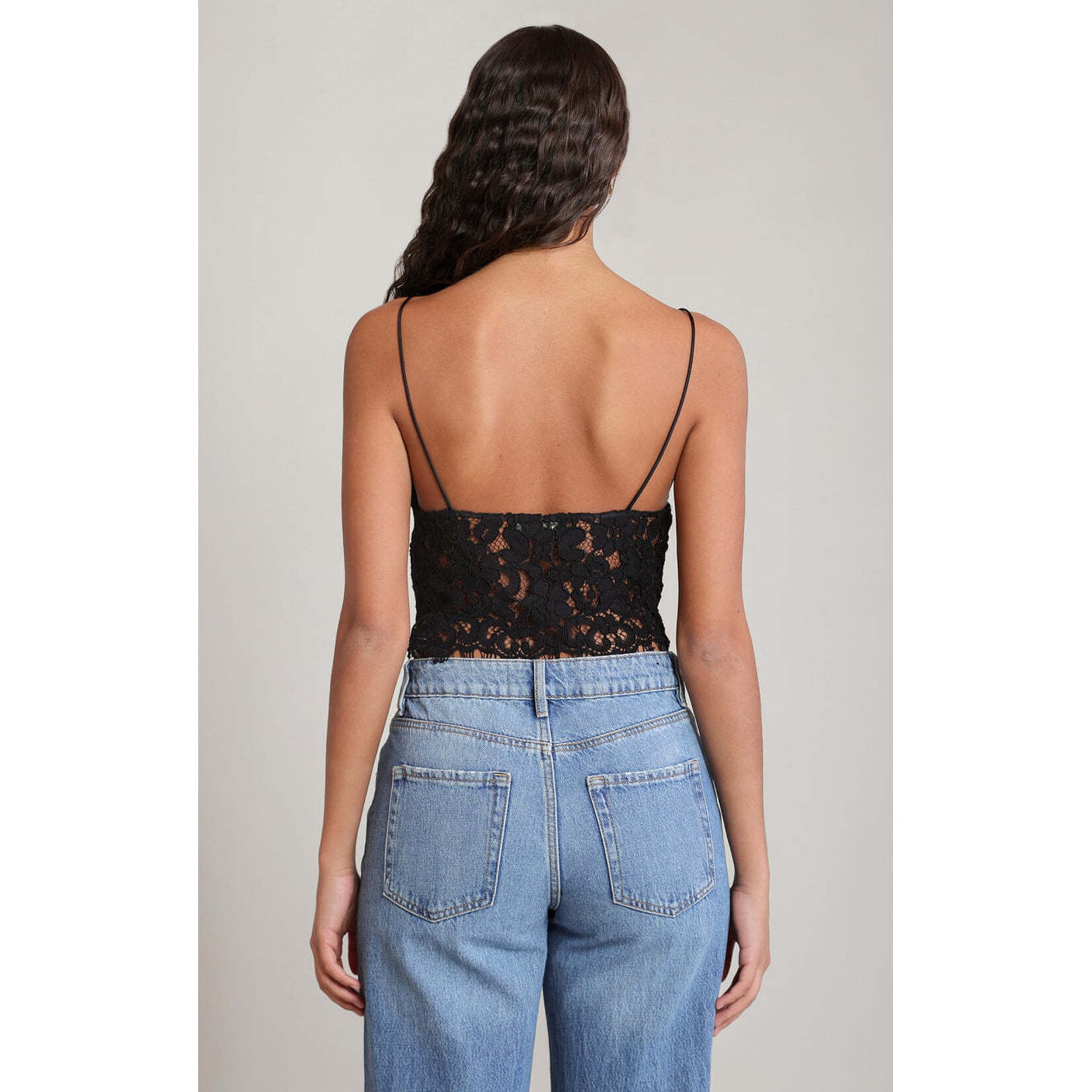 Dex Clothing 2823501 - Lace Embroidered Cami Top