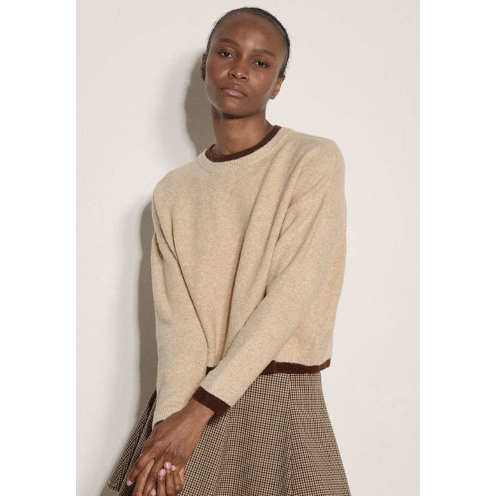 Apricot Clothing X252763 - Contrast Colour Layered Oversized Jumper