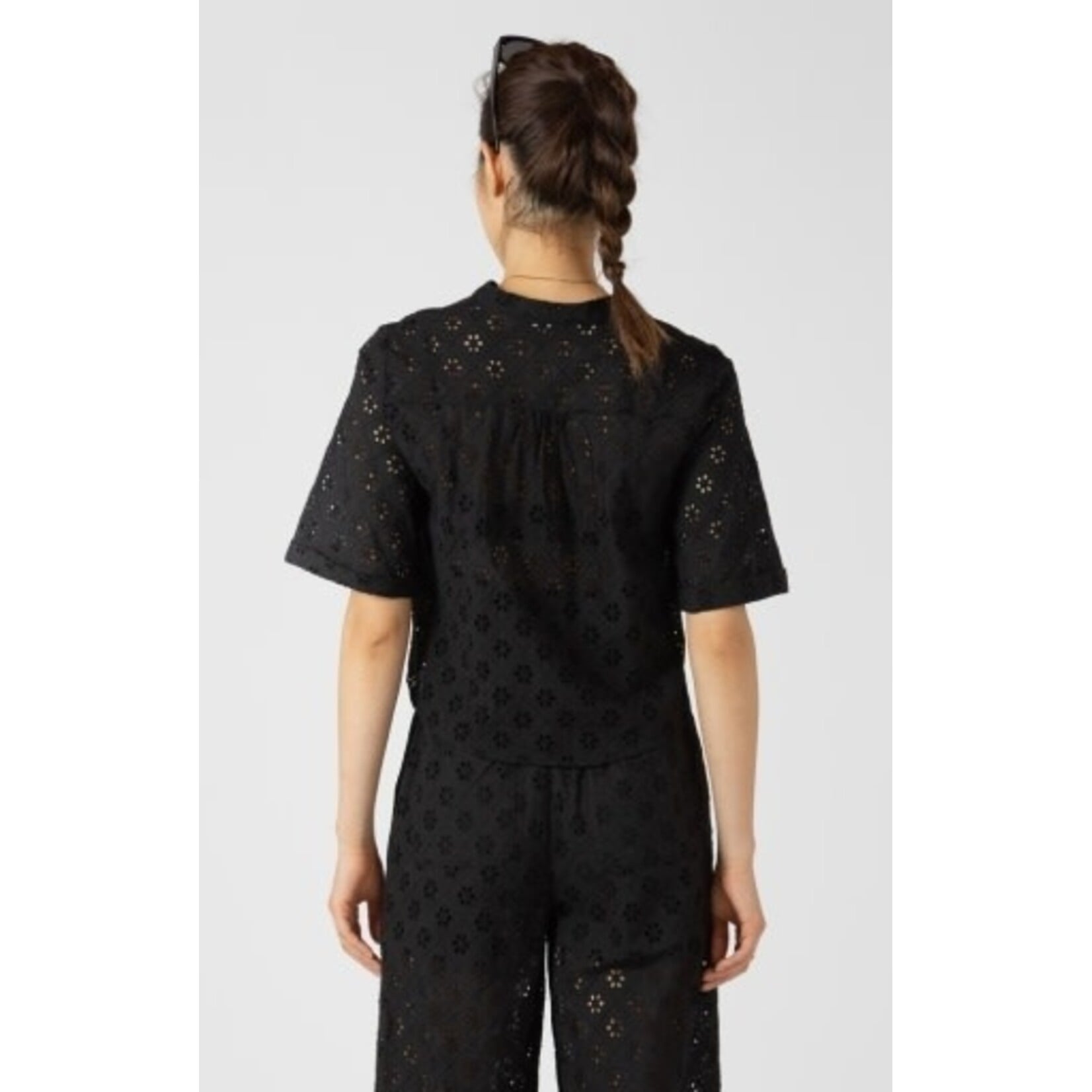 Black Tape 2723739 T - Cutwork Embroidery Blouse – Black