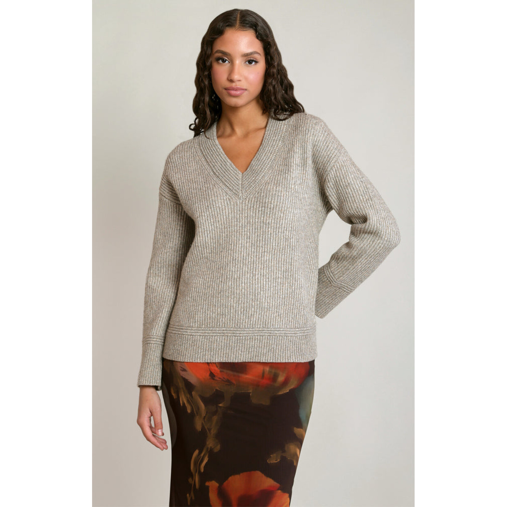 Dex Clothing 2827034 D - V-Neck Sweater Top