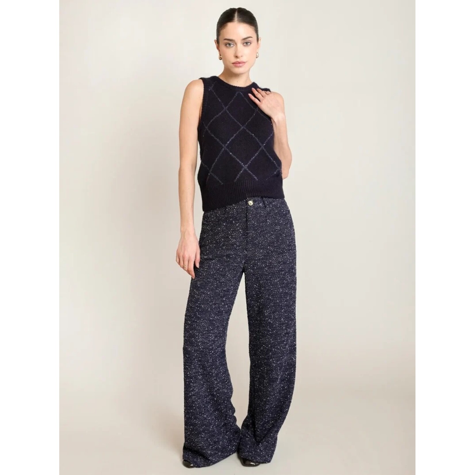Black Tape 2827029 - Knit Vest with Sparkle