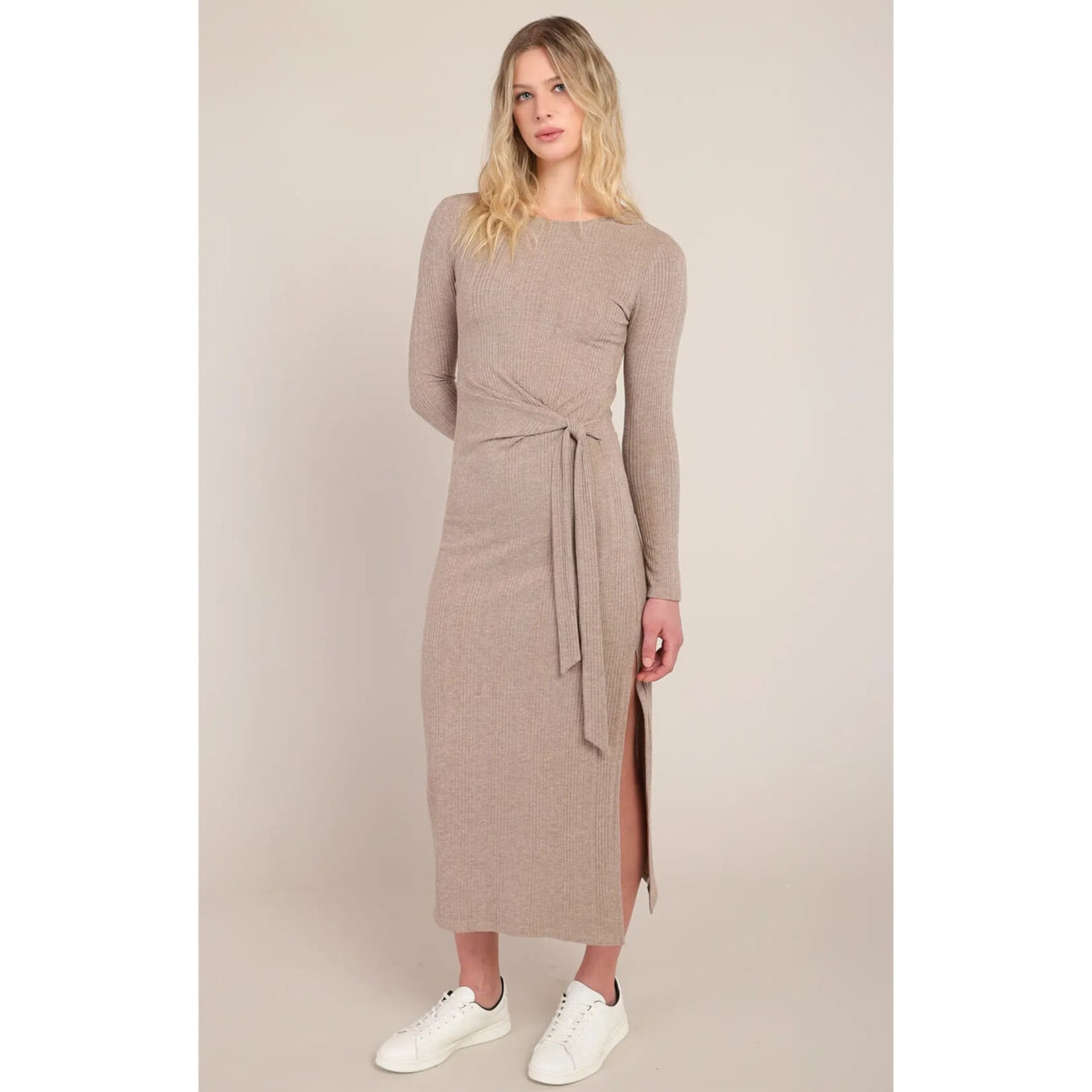 Room 34 2822000 DG - Knot Waist Long Dress
