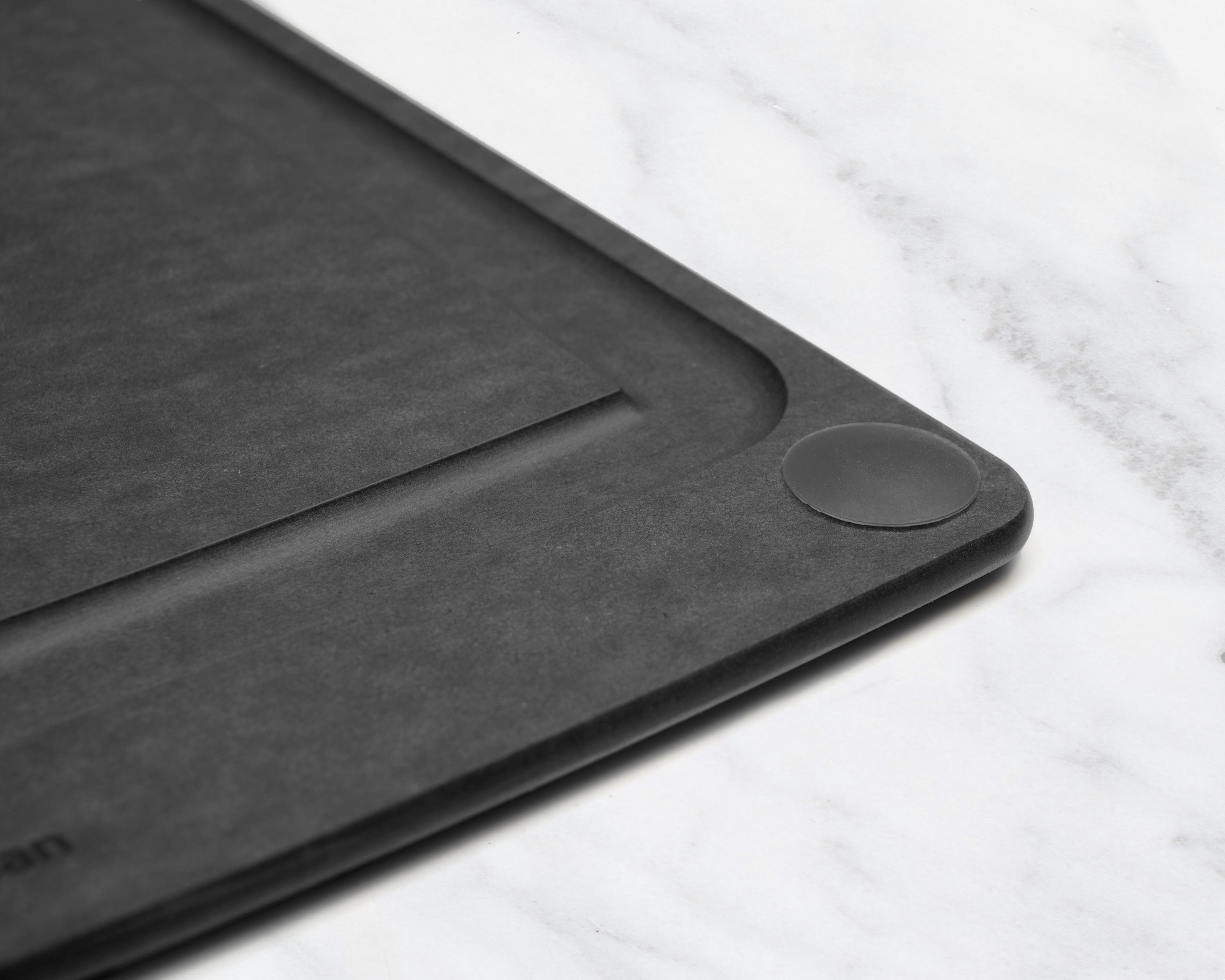 Epicurean Cutting Surfaces Cutting Board 17.5x13 Slate w/Black Buttons